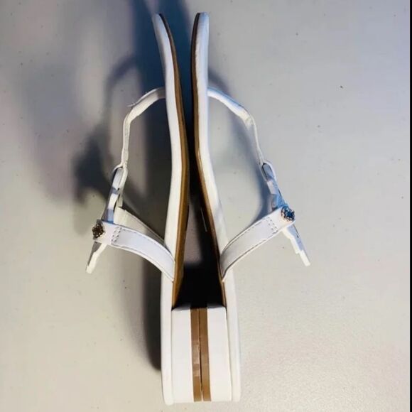 Crown and Ivy Sandals - Picture 4 of 11